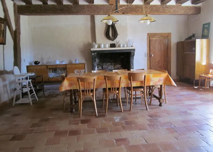 Vakantiehuis Maison Spacieuse Et Independante Avec Jardin Et Terrasse, Ideale Pour Observer La Nature En Sarthe - Fr-1-410-215 Rouperroux-le-Coquet